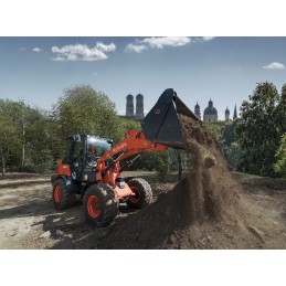 KUBOTA   R090
